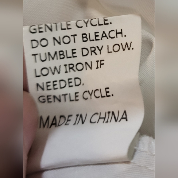 White Polyester Blend Shirt with Pineapple Print and Ruffle Neck - Size 5XL - Picture 3 of 6